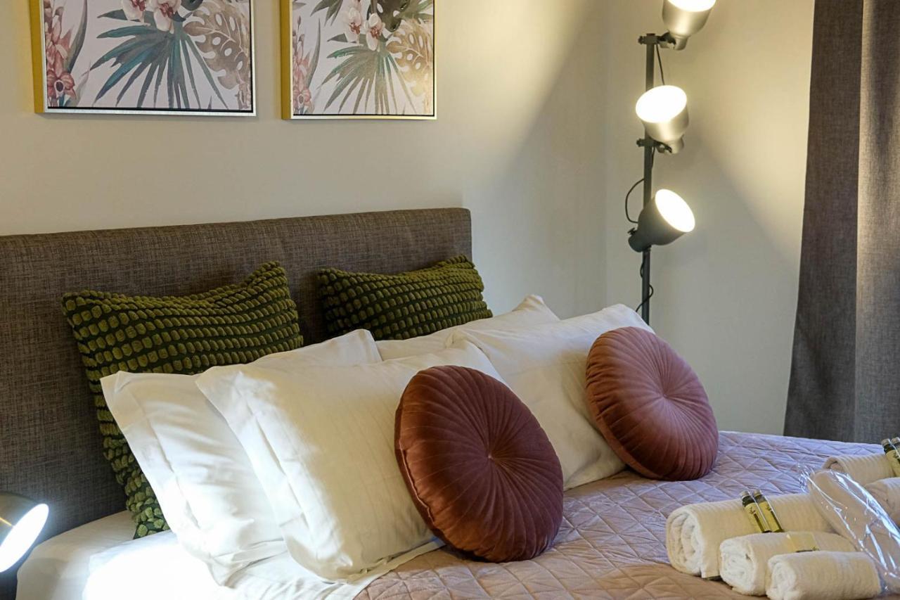 Verona Suites And Rooms Екстер'єр фото