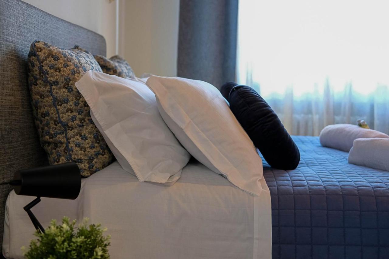 Verona Suites And Rooms Екстер'єр фото