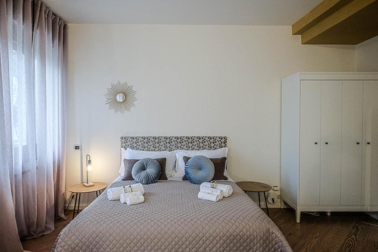 Verona Suites And Rooms Екстер'єр фото