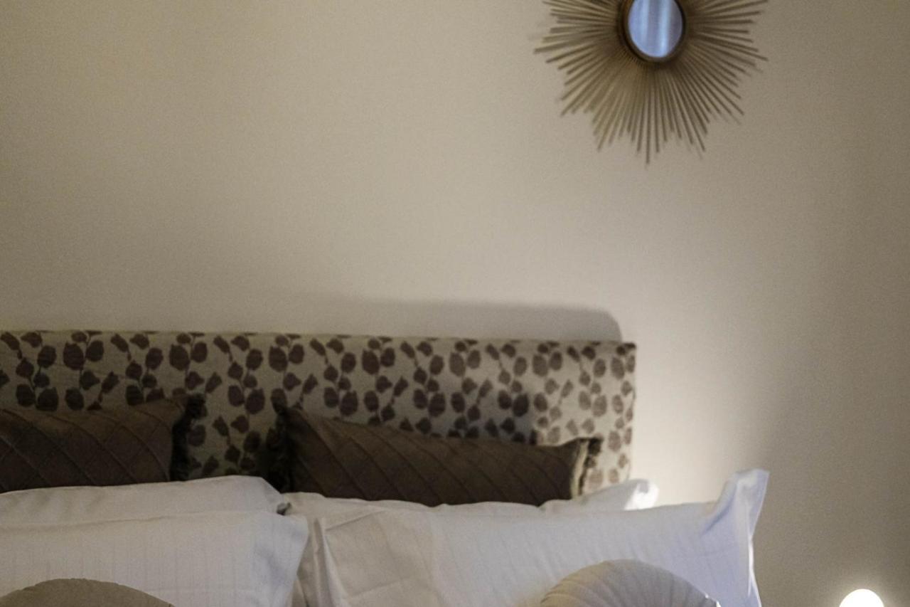 Verona Suites And Rooms Екстер'єр фото